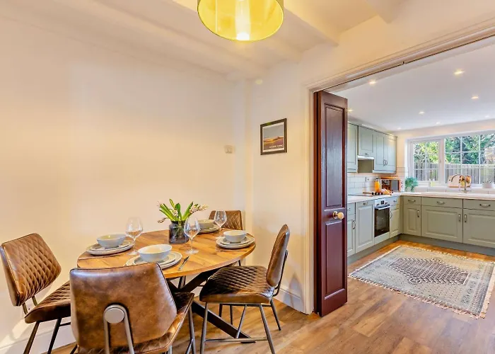 2 Bed In Middlesbrough Oc-94220 Holiday home